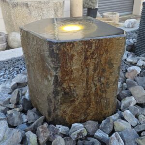 Quelle Basalt Säule 006.1