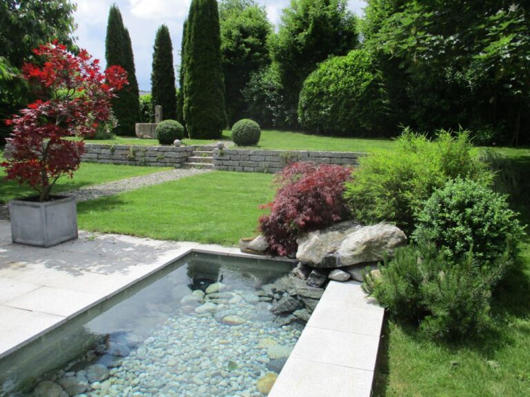 Pool mit Überlauf