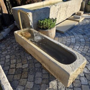 Granit Brunnen *34/ Trog/ Grander antik